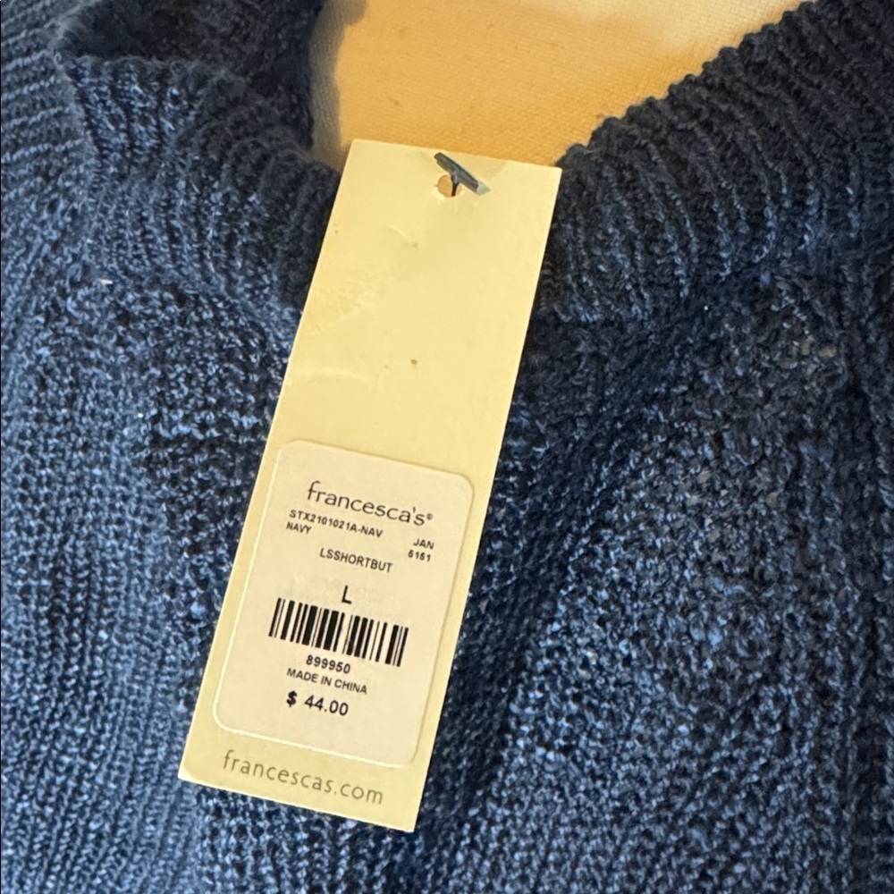 NWT Francesca's Collections Jun & Ivy / LG women’s blue Cropped Cardigan buttons - Picture 4 of 4